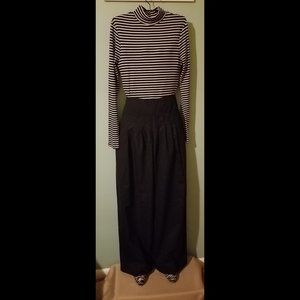 Max Studio Black Pleated Wide-Leg Pants - Size 6